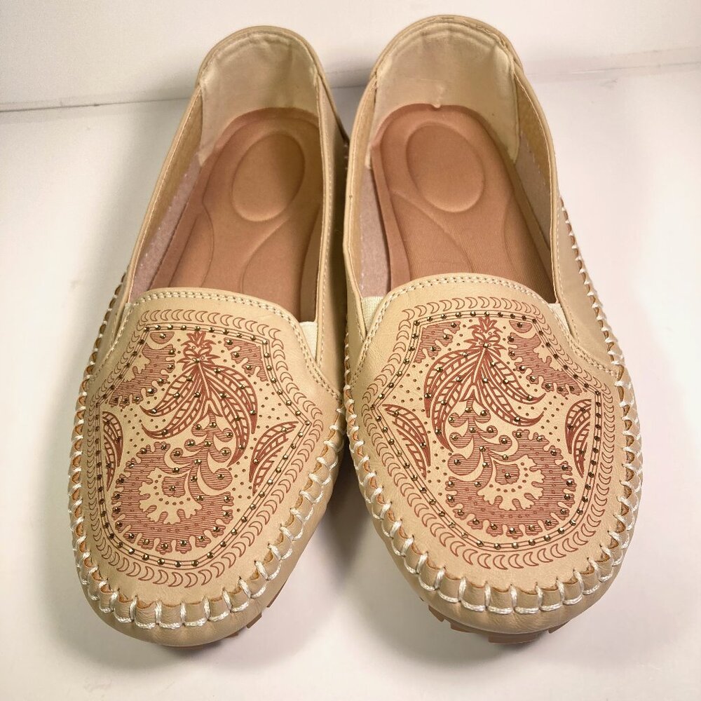 Tan Leather / Moccasins / Size 6.5 Wide/ Rhinestone Toe